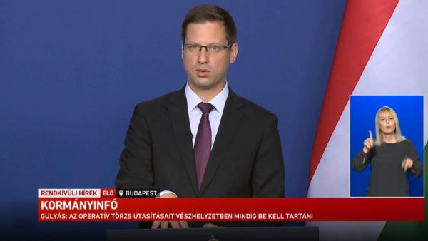 Gulyás Gergely a kormányinfón. Forrás: kormany.hu