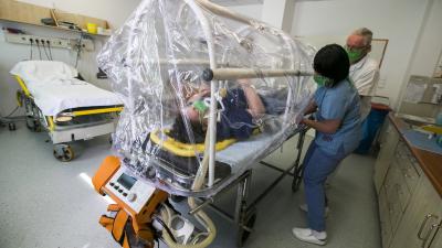 Koronavírusos beteg buborékágyban. (Fotó:MTI/Bús_Csaba)