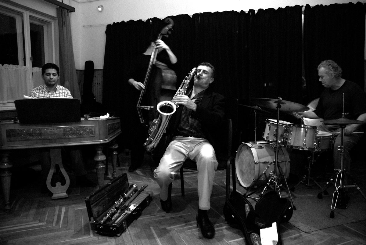 Dresch Quartet a Mesházban – Fotó: behir.hu/Such Tamás