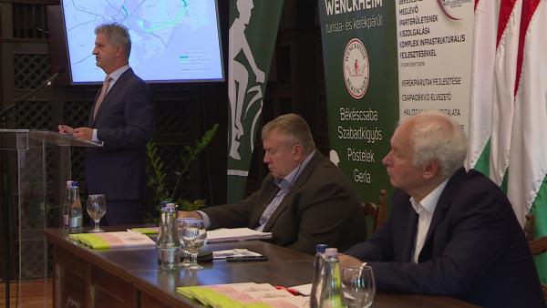 A projekt nyilvános bemutatója