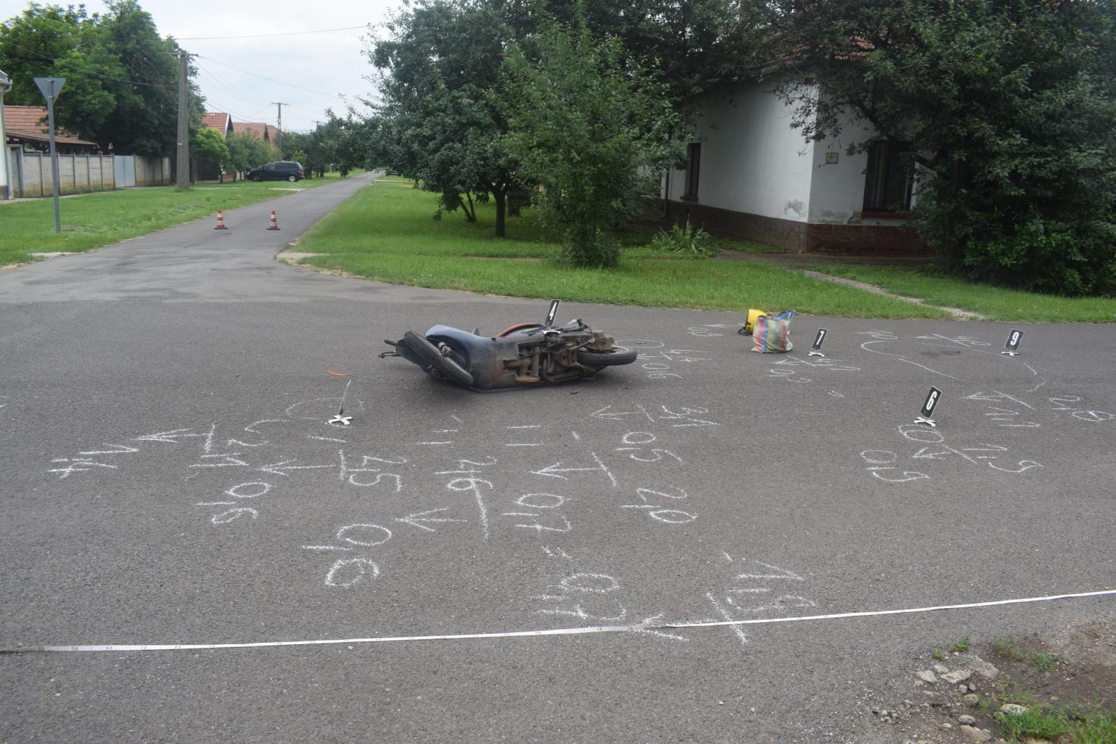Csorváson kisteherautó és segédmotoros ütközött Fotó forrás: police.hu