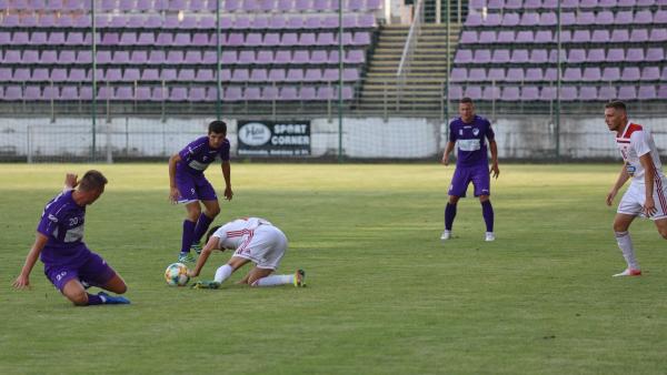 Egy pillanat a Békéscsaba - Füzesgyarmat felkészülési mérkőzésről – (Fotó: Milyó Pál)