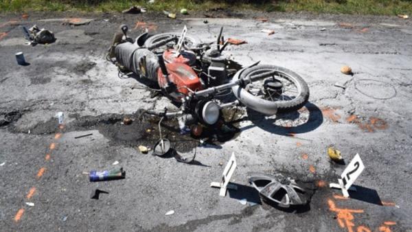 A motoros férfit súlyos sérüléssel vitték kórházba (Fotó: police.hu)