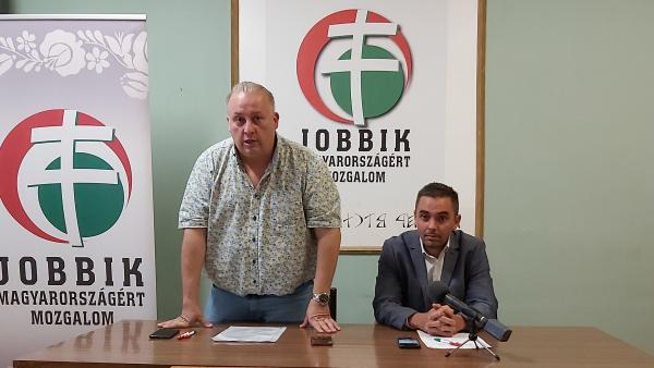 Dr. Dévényi - Dabrowsky Géza (balról) és Stummer János (jobbról). Fotó: Papp Ádám / behir.hu