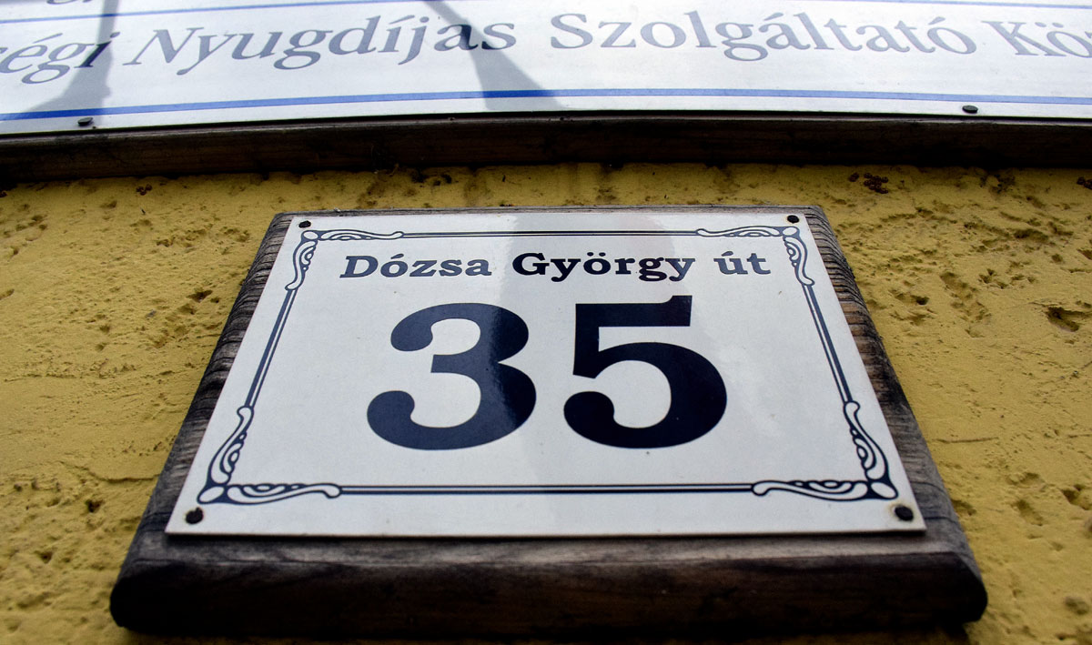 Dózsa György út 35., a Füge Klub volt székhelye – Fotó: behir.hu/Such Tamás