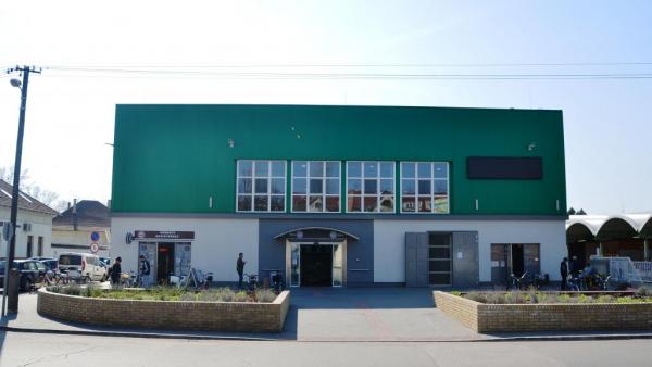 A békéscsabai piac (fotó: facebook)