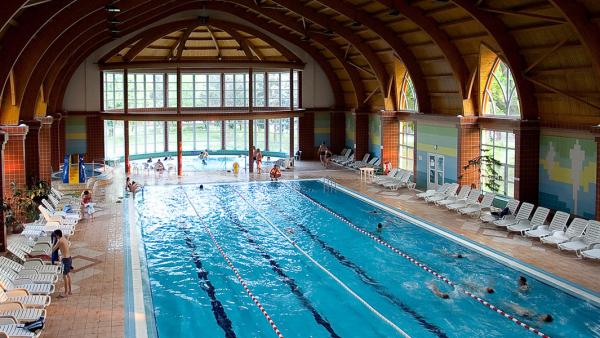 Fotó: www.ligetfurdo.hu