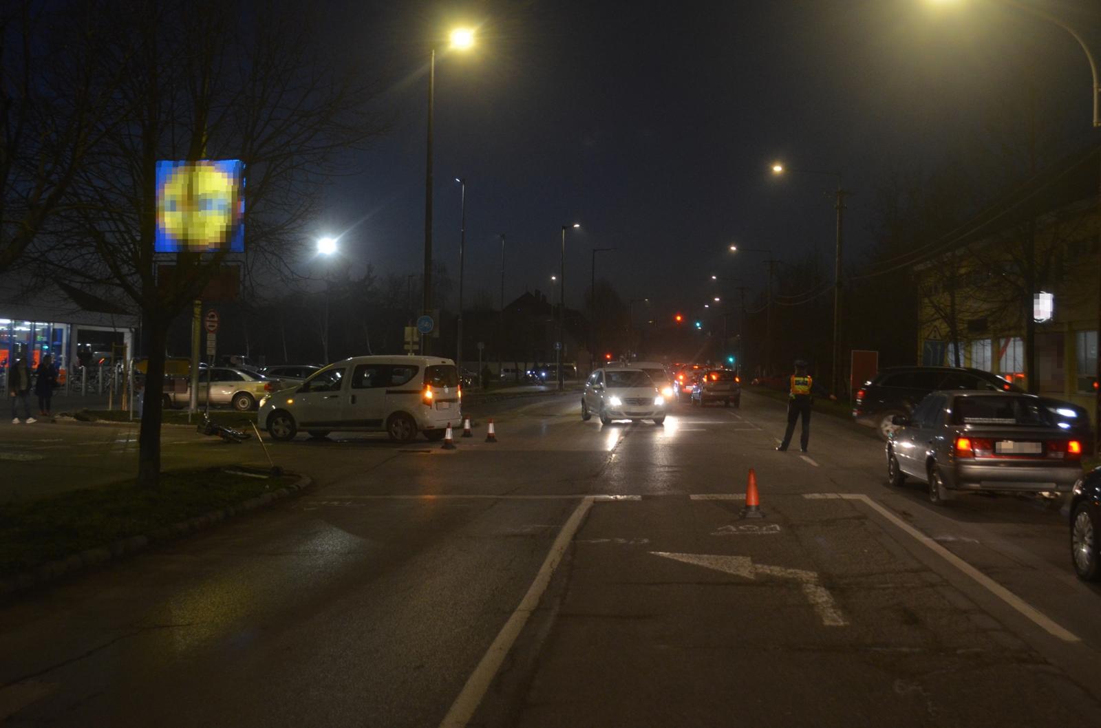 Baleset Békéscsabán 2021.02.22.-én. Fotó: police.hu