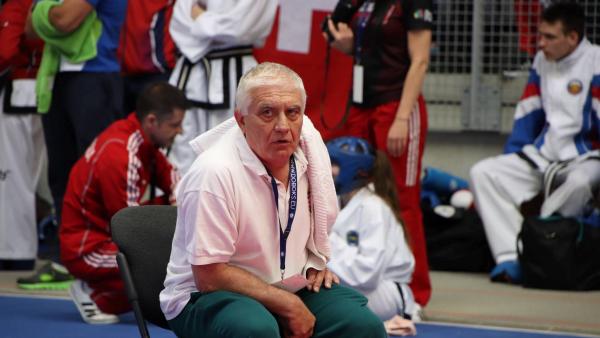 Tamás József edzőként. Forrás: Békés Megyei Harcművész Szövetség