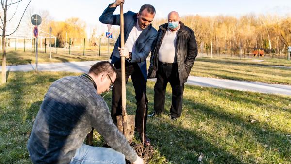 Hegyesi Szilárd (b), Kálmán Tibor és dr. Pálmai Tamás (Fotó: Gazsó János)