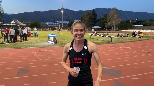 Novák Natália egy korábbi verseny után. (fotó: Békéscsabai AC)