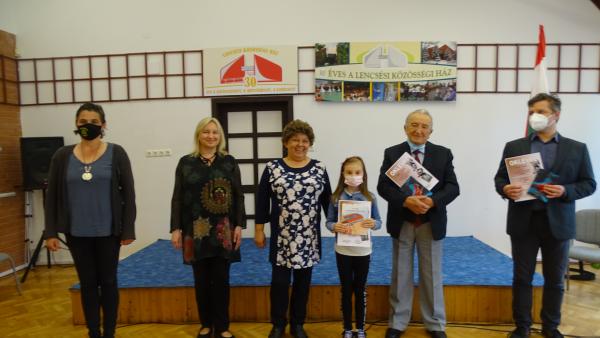 Lencsési Közösségi Ház_Költészet napja_díjátadó