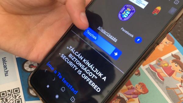Tálcán kínálják a biztonságot – Fotó: police-hu