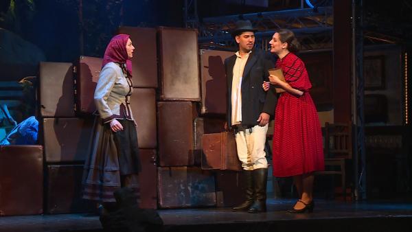 Trianon a Békéscsabai Jókai Színházban (fotó: behir.hu)