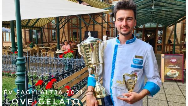 Fehér Gergő fagylaltkészítő mester (Fotó: Cafe One Facebook-oldala)