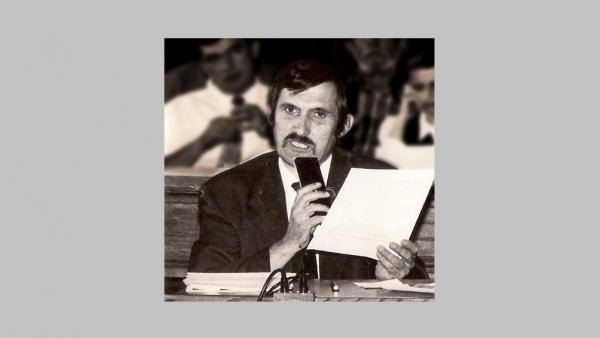 Tóth Károly egy békéscsabai közgyűlésen, úgy két évtizeddel ezelőtt