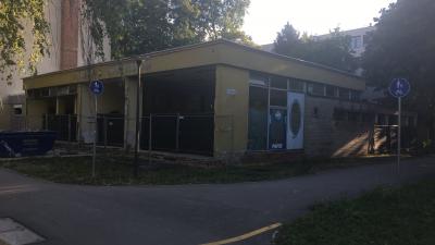 Felújítják az egykori Fehér Galamb vendéglátóhelyet a Kazinczy lakótelepen. Forrás: Facebook/Fülöp Csaba
