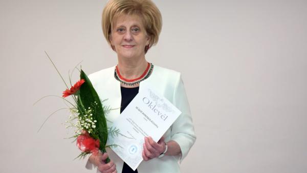 Deákné Domonkos Julianna. Forrás: Dr. Hepp Ferenc Általános Iskola