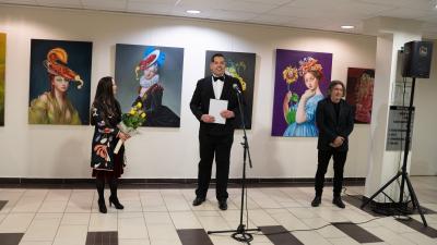 Naomi Devil Retrospektív című kiállítása