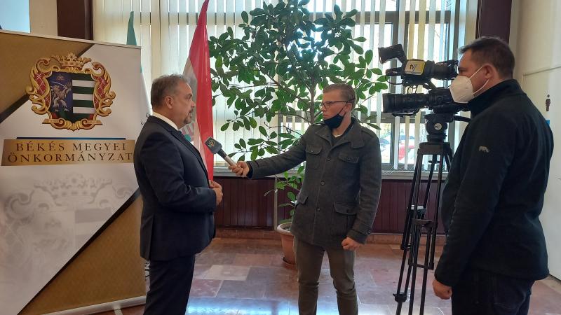 Zalai Mihály, a Békés Megyei Önkormányzat elnöke nyilatkozik kollégáinknak