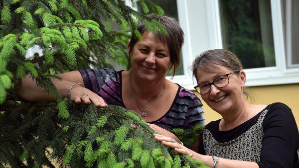 Mezey Gyuláné Zsuzsa és Mihálik Ágnes – Fotó: behir.hu/Such Tamás