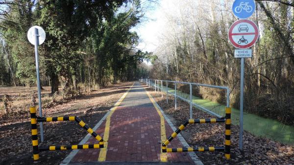 A Gerla és Póstelek közötti kerékpárút