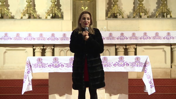 Keresztes Ildikó a Páduai Szent Antal templomban