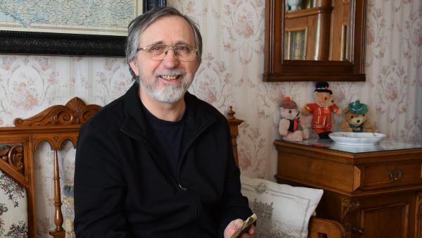 Pádi Zoltán kártyalógus – Fotó: behir.hu/Such Tamás