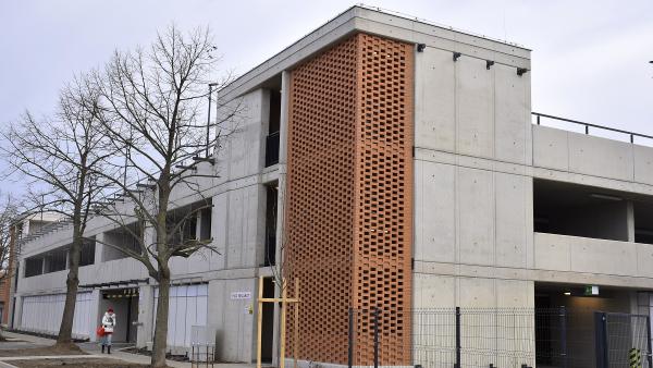 Korábbi fotó a parkolóházról. (Kép: Such Tamás / behir.hu)