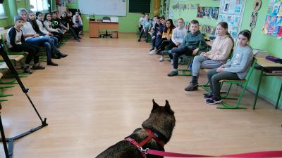 Figyelemfelhívó előadás a Jankay iskolában (fotó: behir.hu)