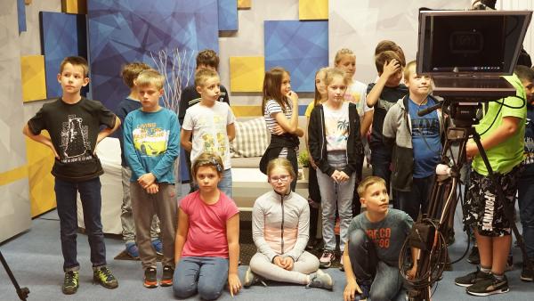 Gyerekek a stúdióban (Fotó: behir.hu/ Vári Bianka )