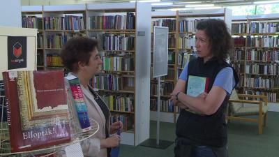 Rakonczás Szilvia, a Békés Megyei Könyvtár igazgatója és Garay Éva, a könyvbörze főszervezője a részletekről tájékoztattak. 