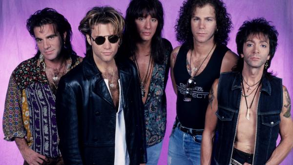 (Borítókép: Bon Jovi zenekar / Tico Torres. Jon Bon Jovi. Richie Sambora. David Bryan. Alec John Such. Fotó: Mark Weiss/Getty Images 1992. augusztus)