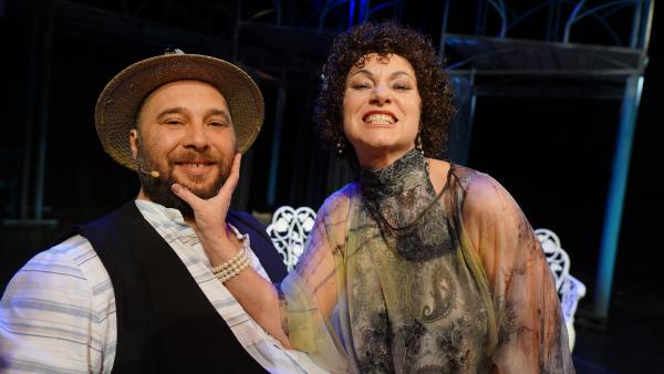 Fotó: Bere Mátyás_ Nagy Erika és Katkó Ferenc a Zorba, a görög című előadás egyik próbáján.