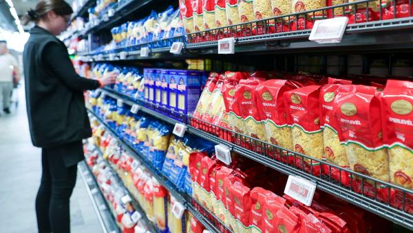 Fotó: Karnok Csaba / Délmagyarország_jelentősek az áremelkedések