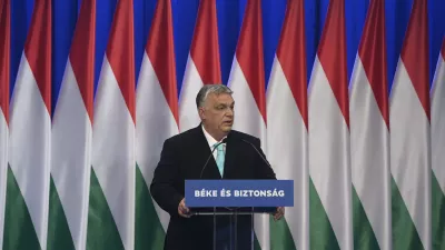 Orbán Viktor miniszterelnök évértékelő beszédét tartja a Várkert Bazárban 2023. február 18-án. MTI/Koszticsák Szilárd