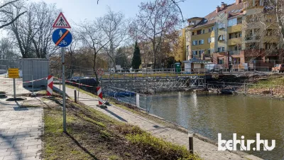 Február 21-én, a hídgerendák beemelése miatt forgalomkorlátozás várható (fotó: behir.hu/ Szabó Richárd)