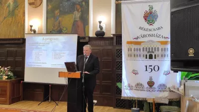 Dr. Juhász István tanácsnok a városháza fennállásának 150. évfordulója alkalmából tartott ünnepségen