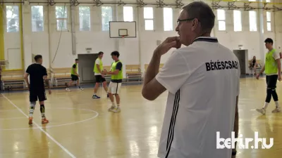 Szombaton a bírók fújják majd a bajnokság kezdő sípszavát